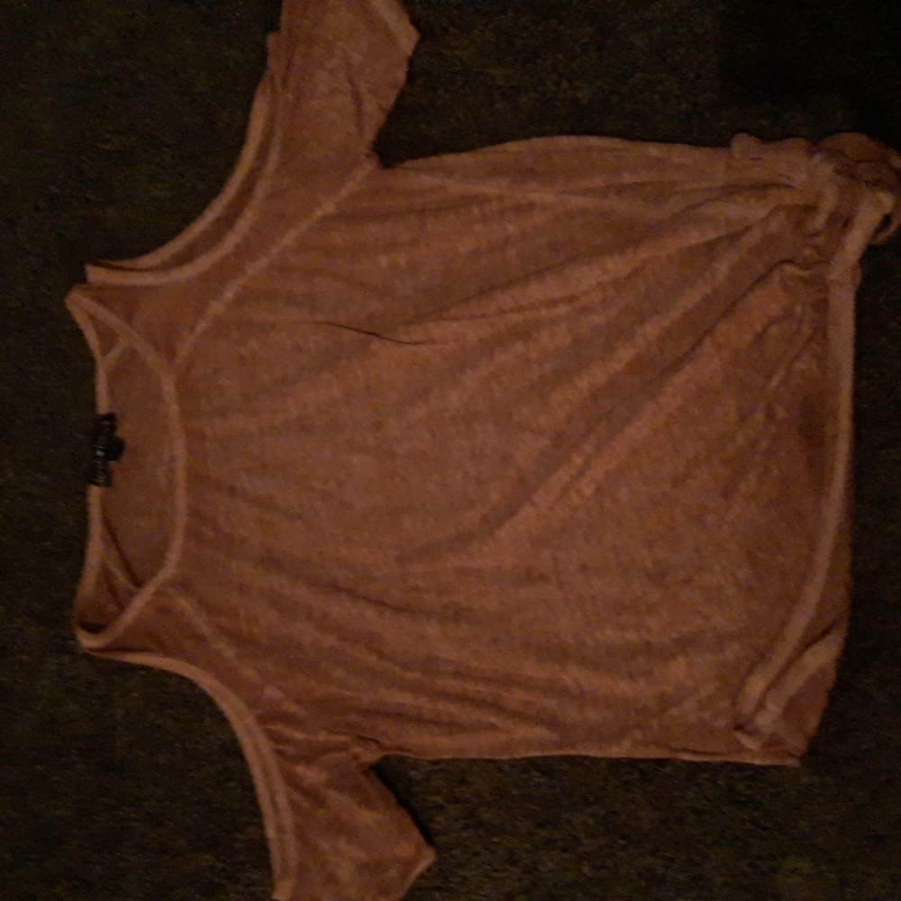 Pink shoulder sleeve shirt size Large